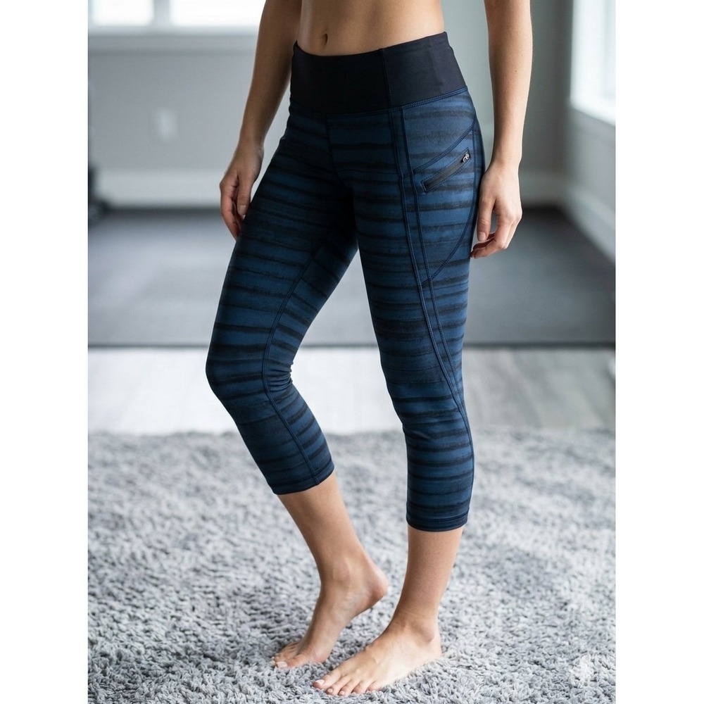 Lululemon Speed Up Crop Leggings Navy Blue Black Striped Size 4 Zipper Pocket